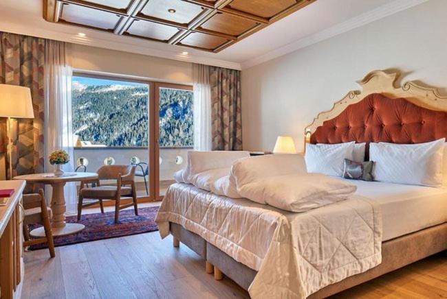 Hotel Sassongher كورفارا إنْ بادِيا المظهر الخارجي الصورة