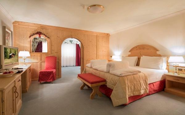 Hotel Sassongher كورفارا إنْ بادِيا المظهر الخارجي الصورة
