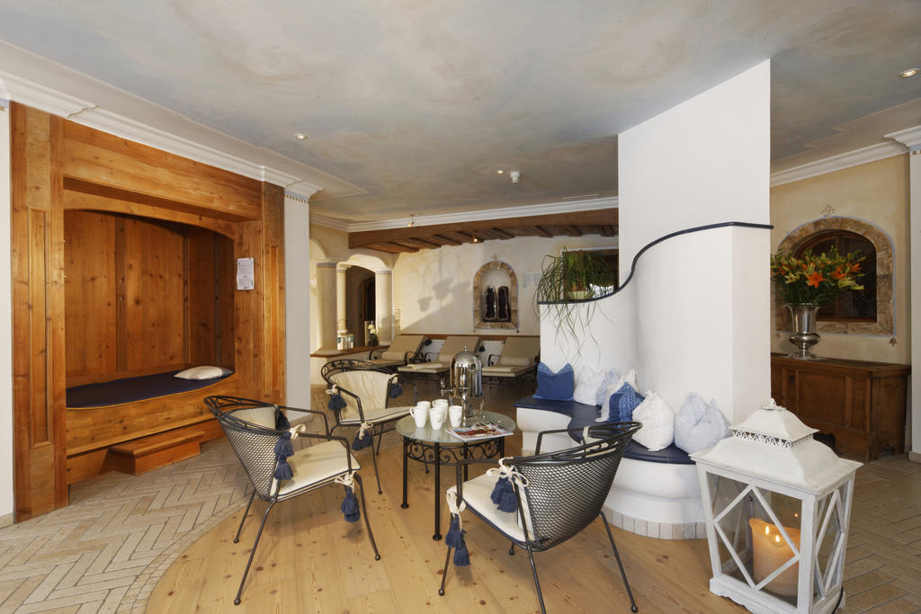 Hotel Sassongher كورفارا إنْ بادِيا المظهر الخارجي الصورة