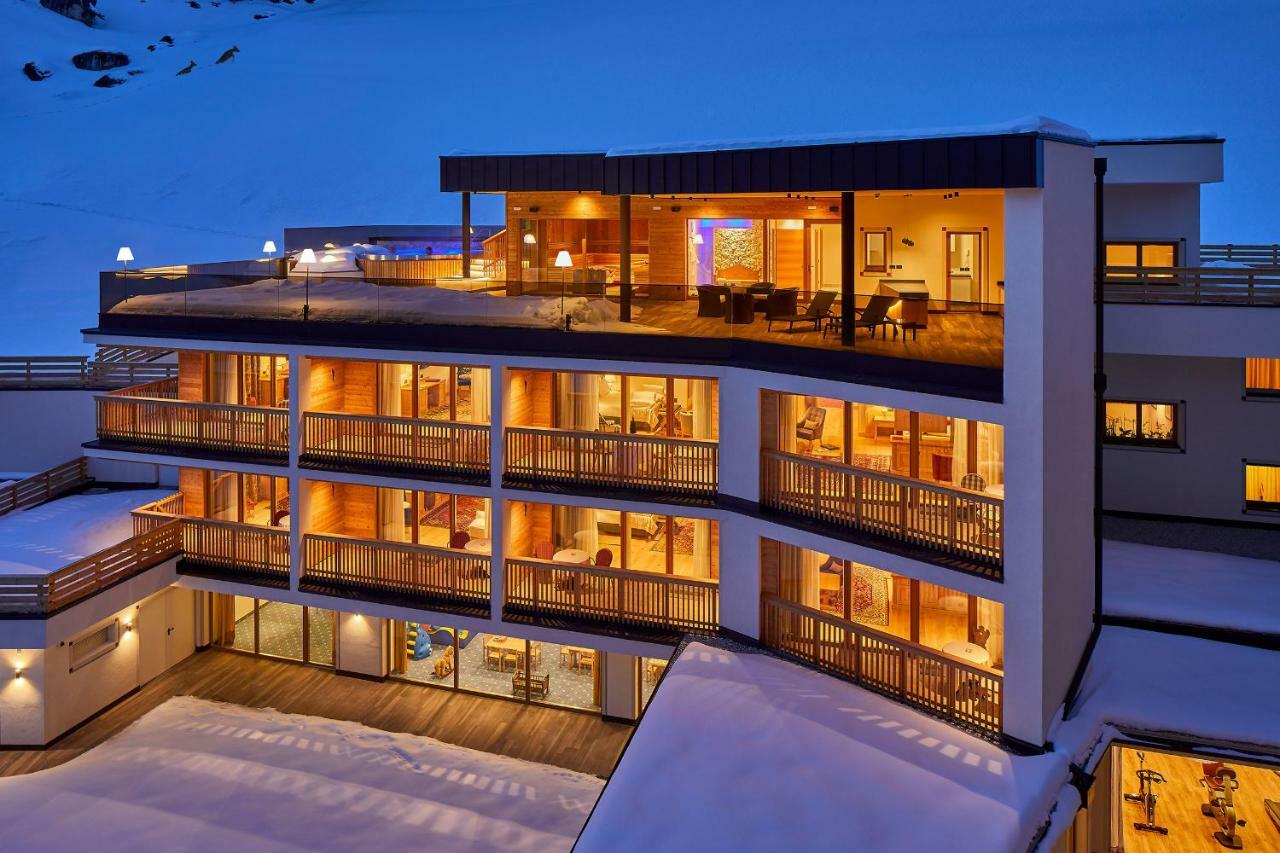 Hotel Sassongher كورفارا إنْ بادِيا المظهر الخارجي الصورة