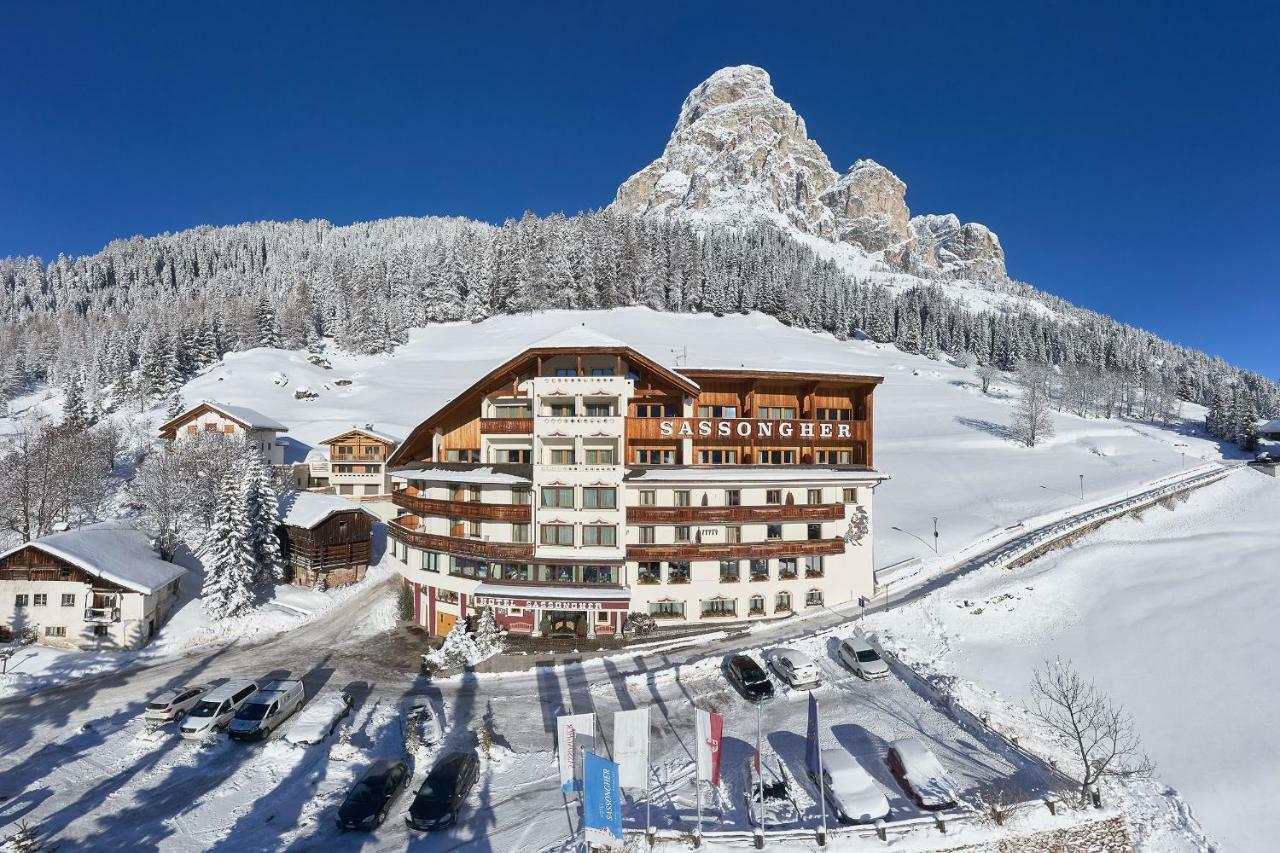 Hotel Sassongher كورفارا إنْ بادِيا المظهر الخارجي الصورة